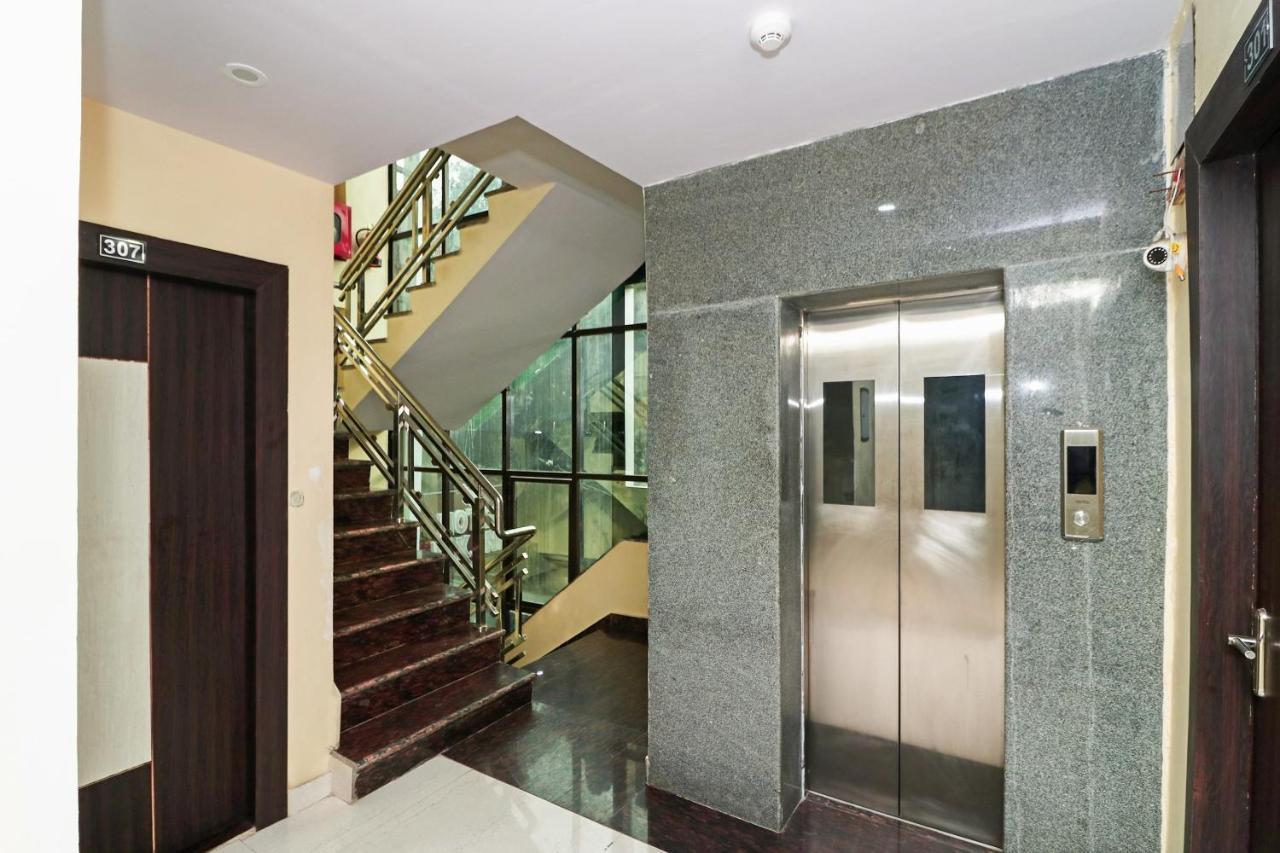 OYO 15169 Hotel Rk Inn Lucknow Buitenkant foto