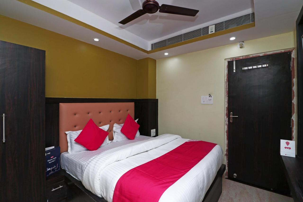 OYO 15169 Hotel Rk Inn Lucknow Buitenkant foto