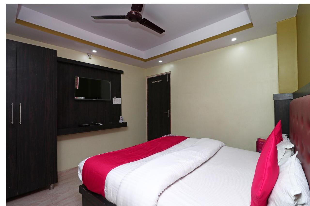 OYO 15169 Hotel Rk Inn Lucknow Buitenkant foto