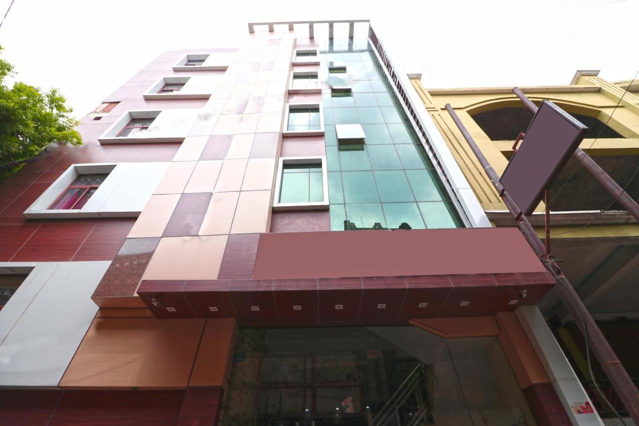 OYO 15169 Hotel Rk Inn Lucknow Buitenkant foto