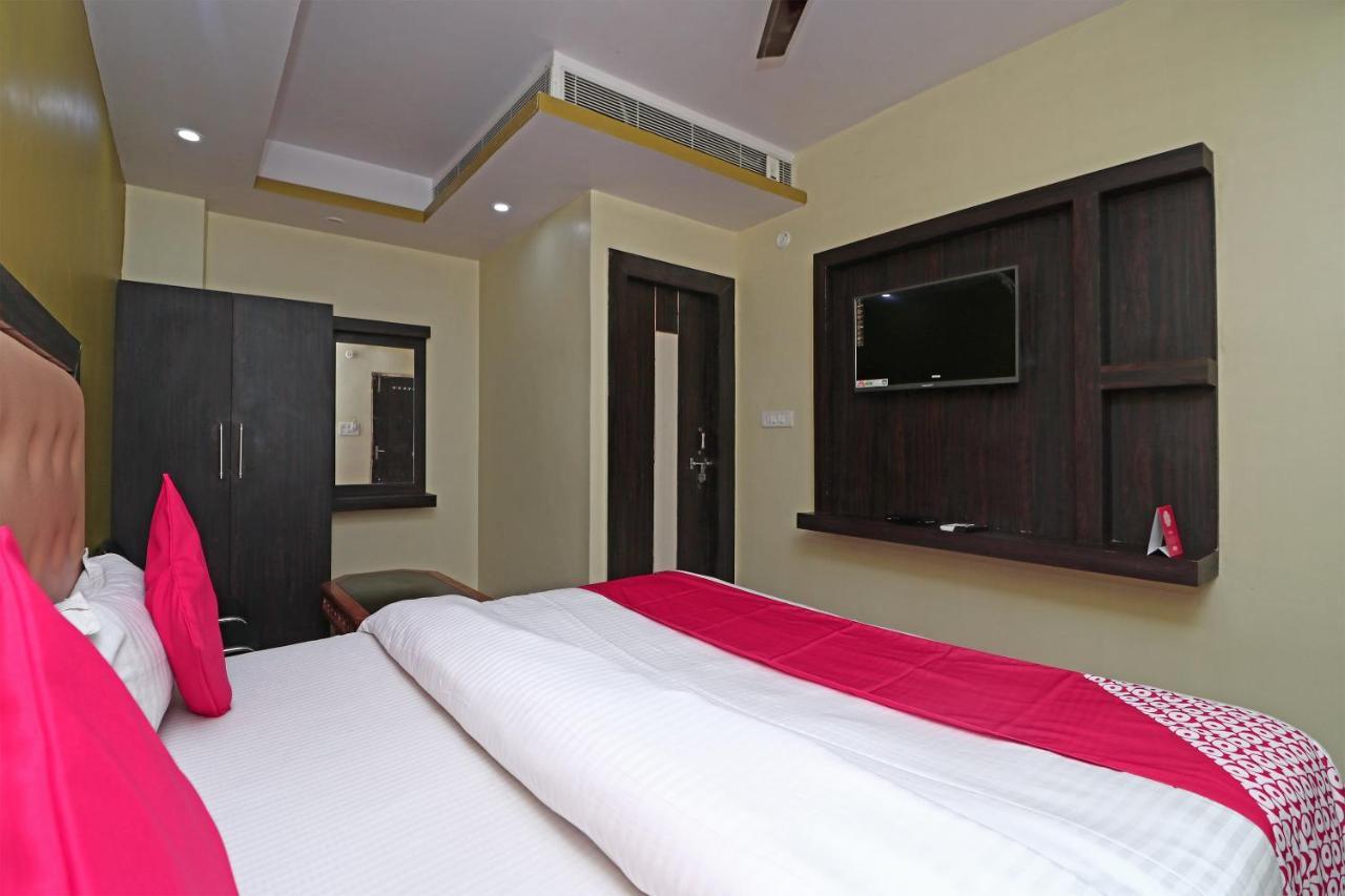 OYO 15169 Hotel Rk Inn Lucknow Buitenkant foto